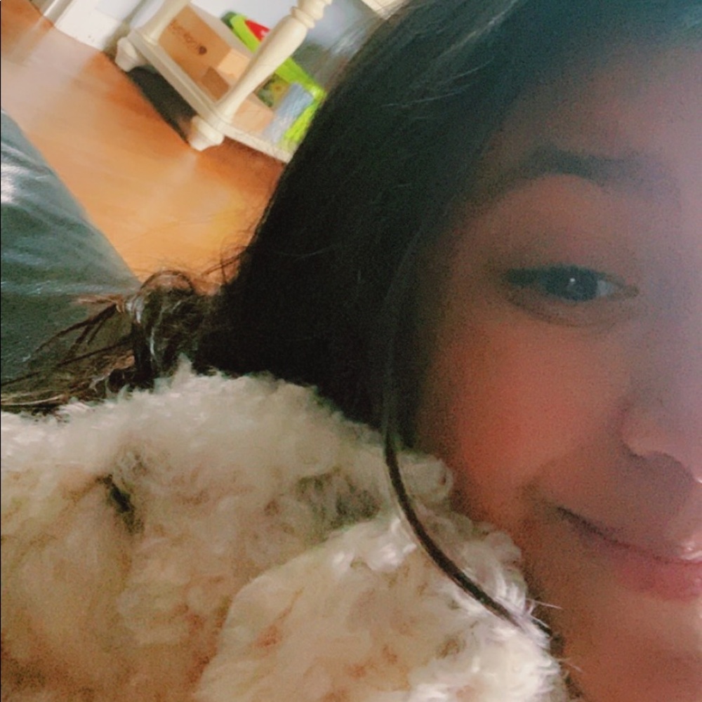 Meet your Posher, Sophia